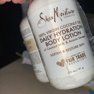Shea moisture travel size lotion set of 2 NeW